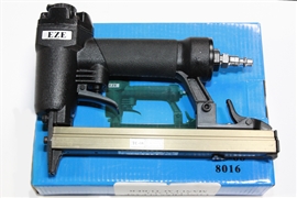 EZE  1/2" Staple Gun